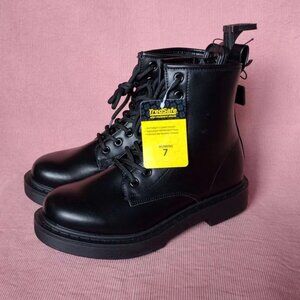 Women's Size 7 Black Ankle Boots